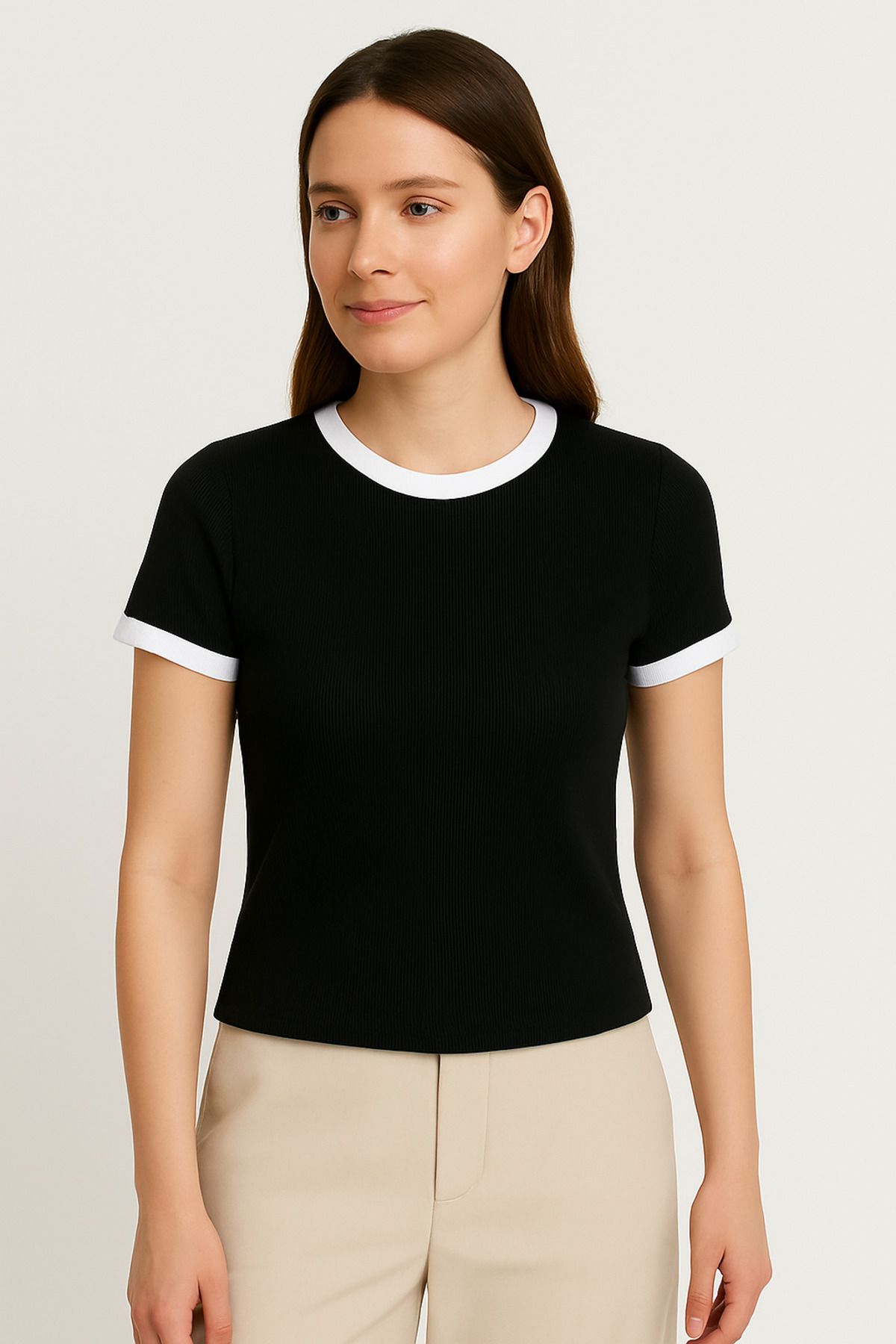 Kadın Siyah Beyaz Ribana Detaylı Slim Fit Tişört Standart Beden